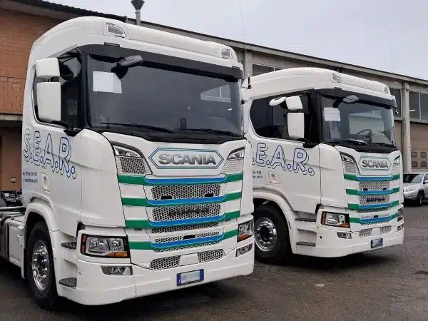 servizio-di-personalizzazione-camion